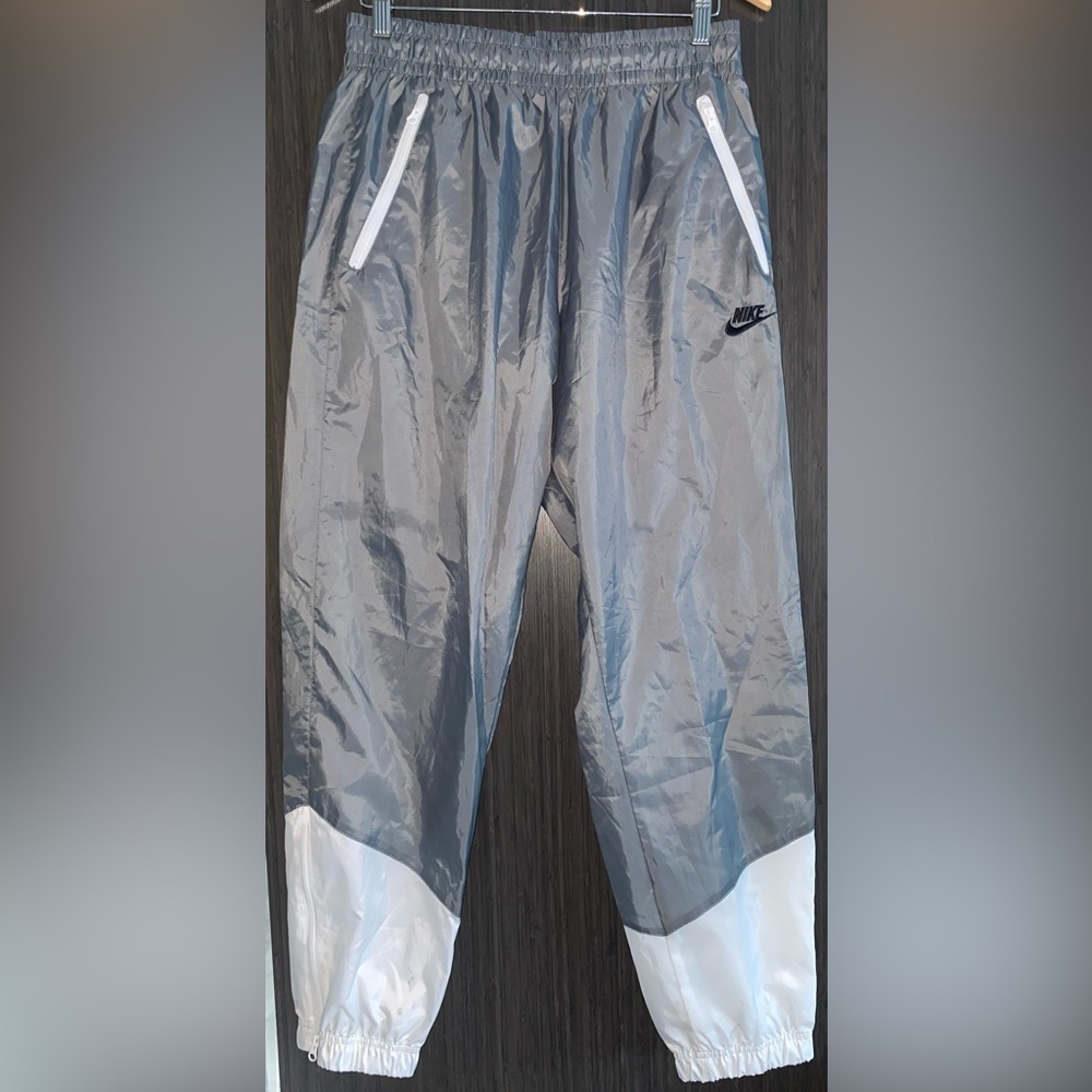 Nike Windrunner Men's Woven Lined Pants size medium